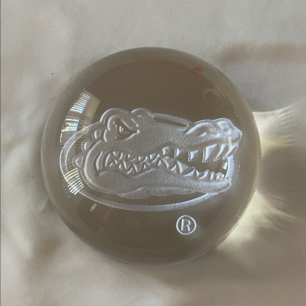 Paperweight with Gator Design Laser Etched On